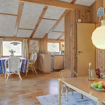 2 Bedroom Gorgeous In * Vejby