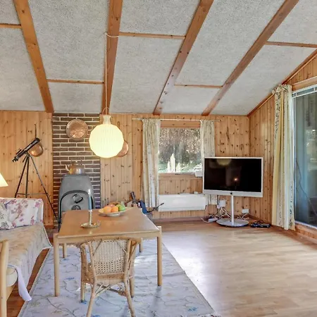 2 Bedroom Gorgeous In * Vejby
