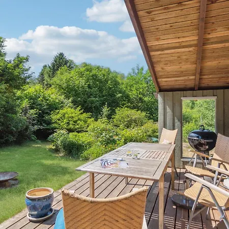 2 Bedroom Gorgeous In *